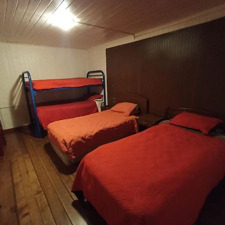 Hostal Familiar Santa Maria Osorno Esterno foto