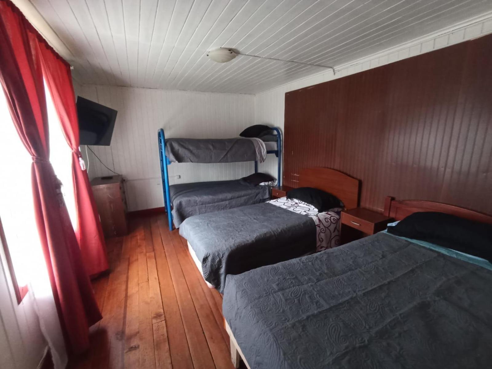Hostal Familiar Santa Maria Osorno Esterno foto