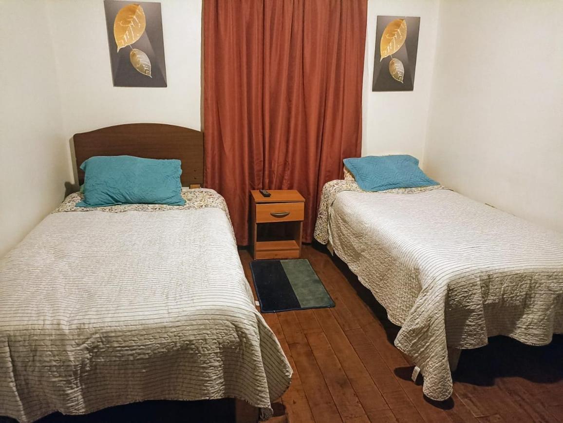 Hostal Familiar Santa Maria Osorno Esterno foto