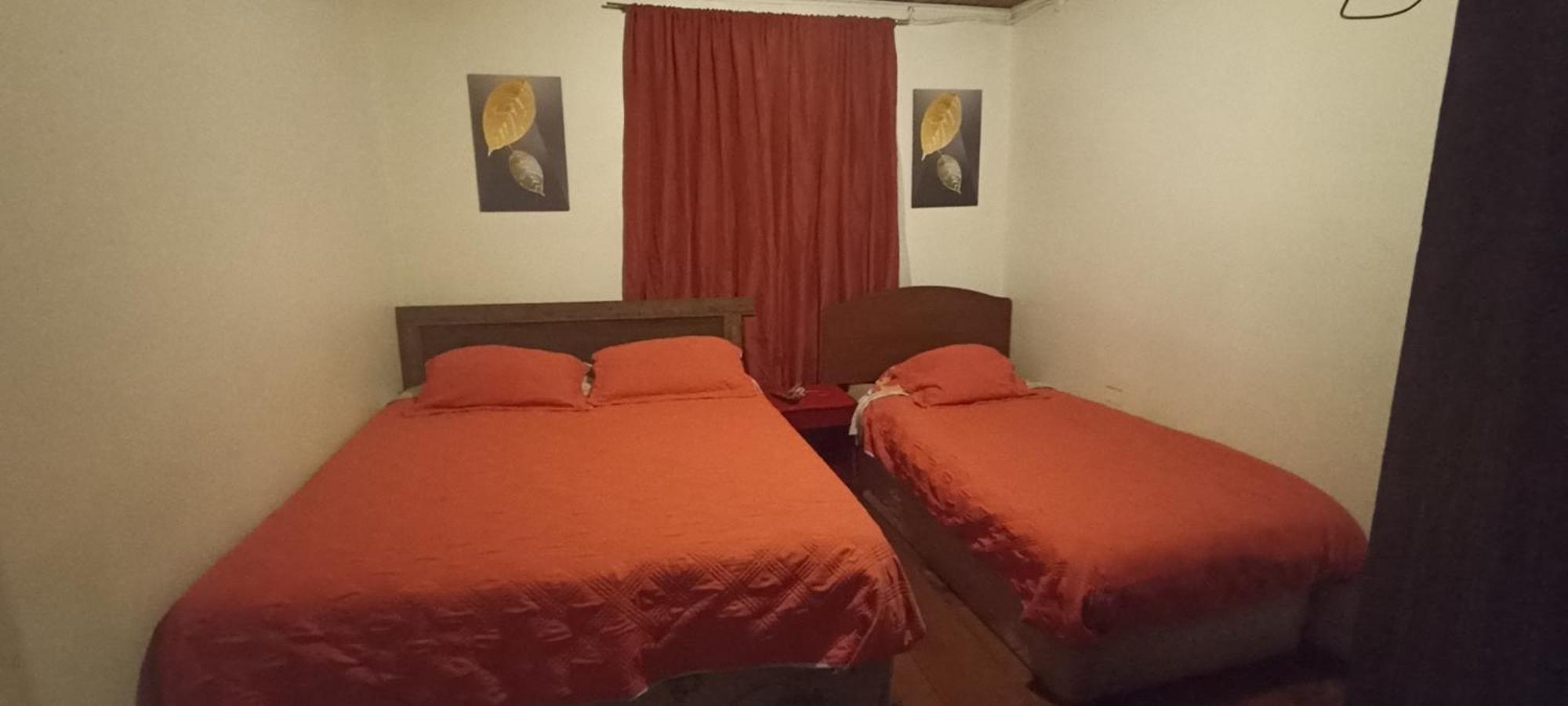 Hostal Familiar Santa Maria Osorno Esterno foto